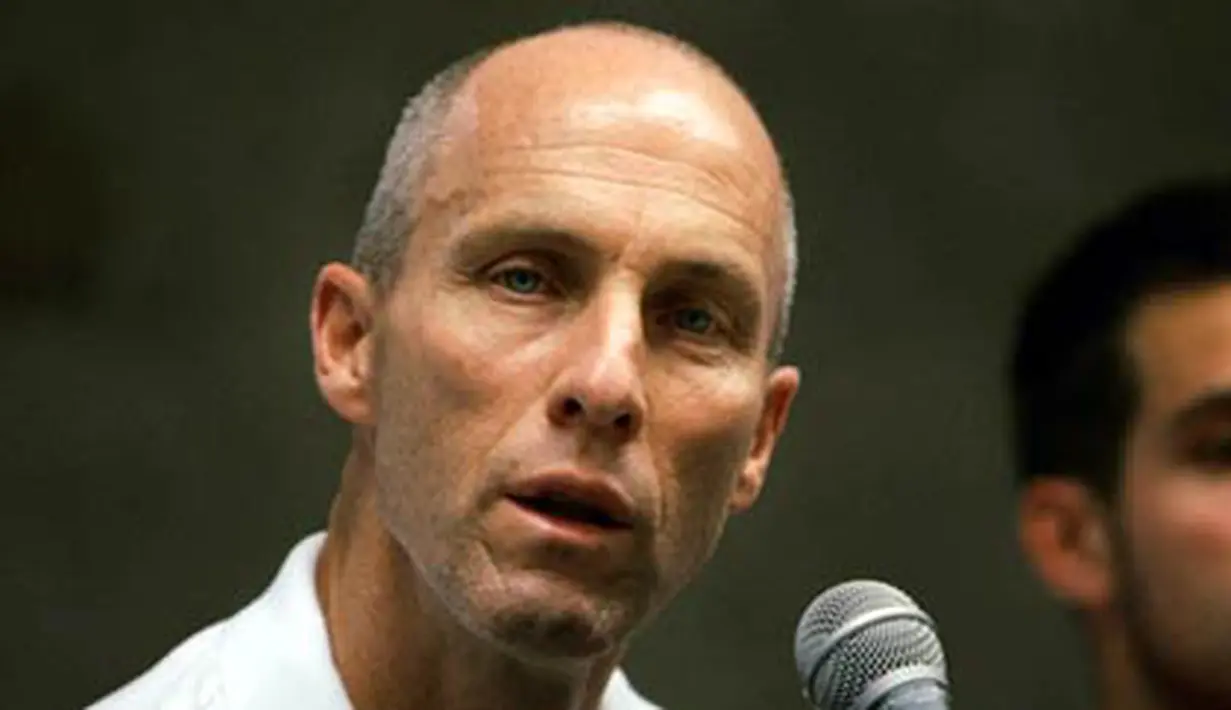 Pelatih Timnas Amerika Serikat, Bob Bradley saat konferensi pers di Hotel Cohiba, Havana, 4 September 2008. AFP PHOTO/STR 
