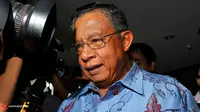 Diperiksa 5 Jam, Darmin Nasution Enggan Beber Kasus Bank Century