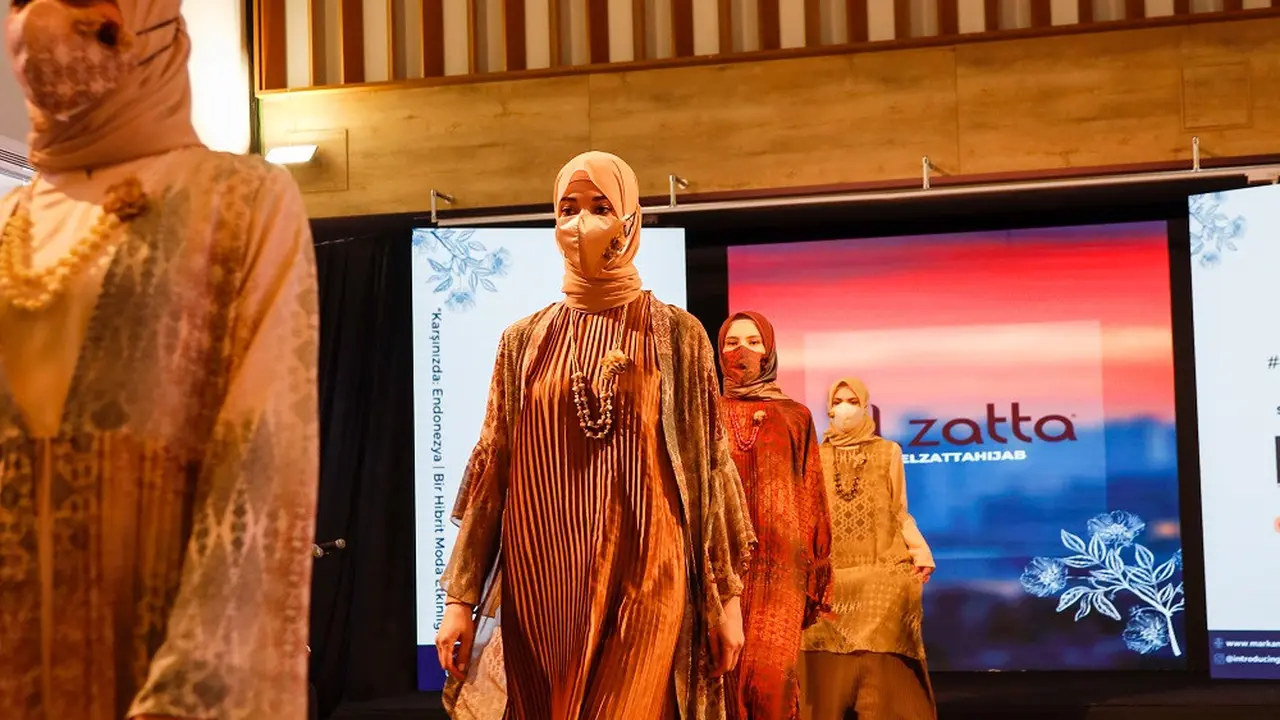 Together (E) International Virtual Modest Fashion Summit 2021, Hadirkan 105 Brand dari 17 Negara
