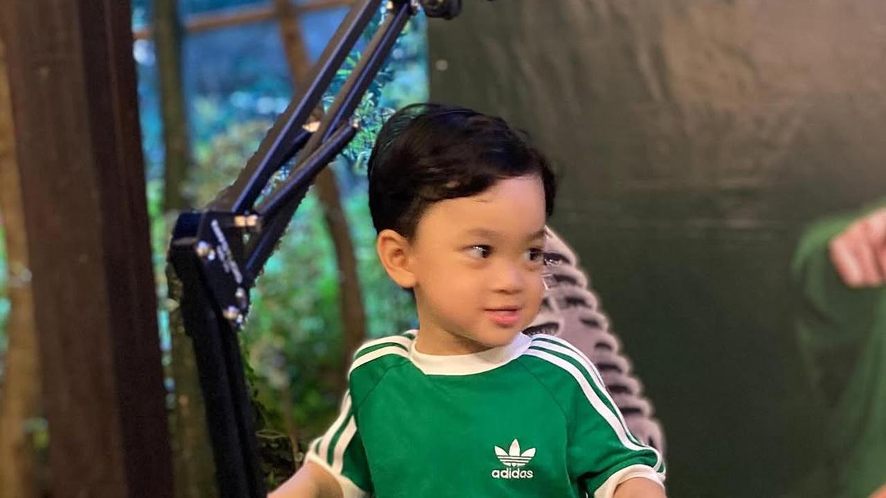Potret Gin Dirga, Anak Gilang Dirga Main Drum, Makin Gede Makin Ganteng