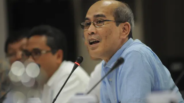 Faisal Basri Sarankan Hapus Premium