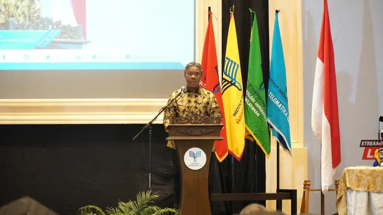 Direktur Legal dan Manajemen Human Capital (DIRLHC) PLN Yusuf Didi Setiarto memastikan, Institut Teknologi PLN (ITPLN) terus memasikan eksistensinya di kancah nasional (Istimewa)