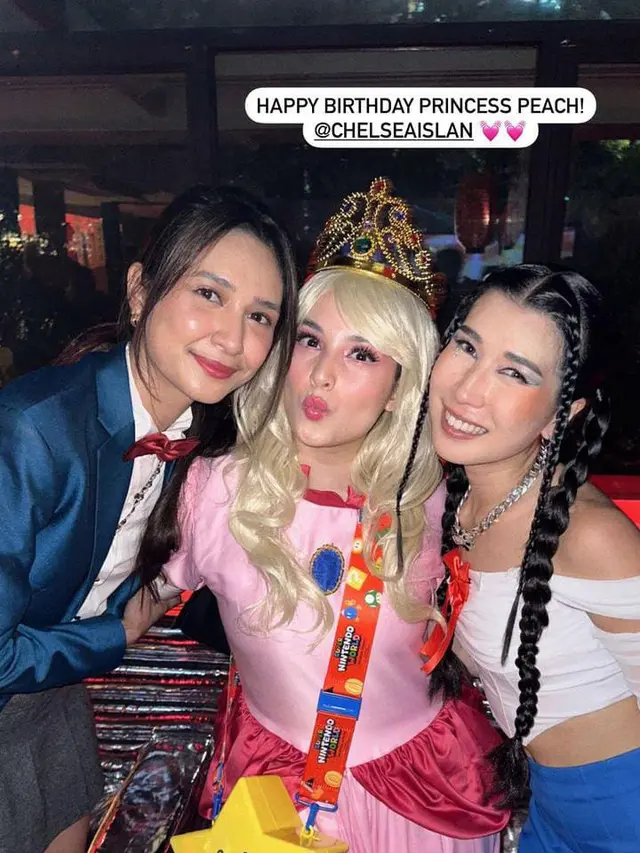 Potret Chelsea Islan Rayakan Ultah ke-28 Bertema Princess Peach