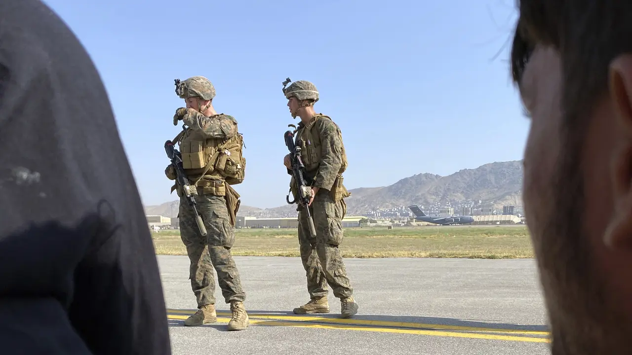 Potret Tentara AS Ambil Alih Bandara Internasional Kabul