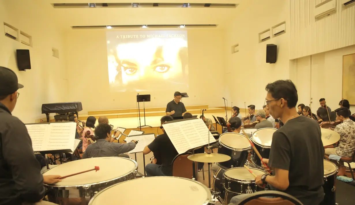 Avip Priatna Tribute To Michael Jackson