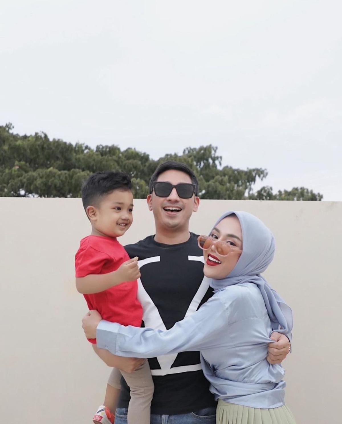 Gugat Cerai dari Dalam Penjara, Medina Zein Kini Tak Ingin Berpisah dari Lukman Azhari