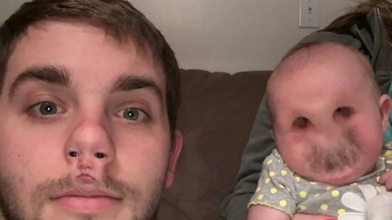 10 Bukti Kamu Sudah Kecanduan Main 'Face Swap', Bikin Ngakak!