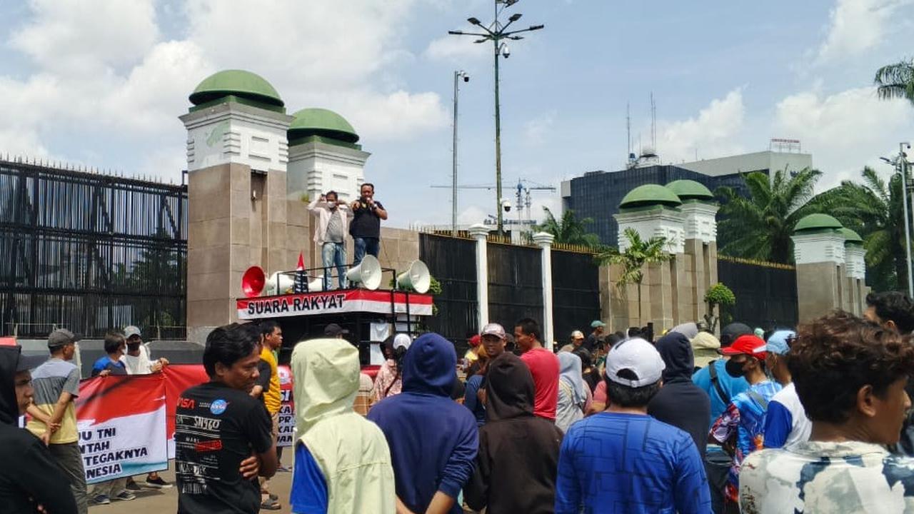 demo tolak revisi uu tni disahkan di dpr