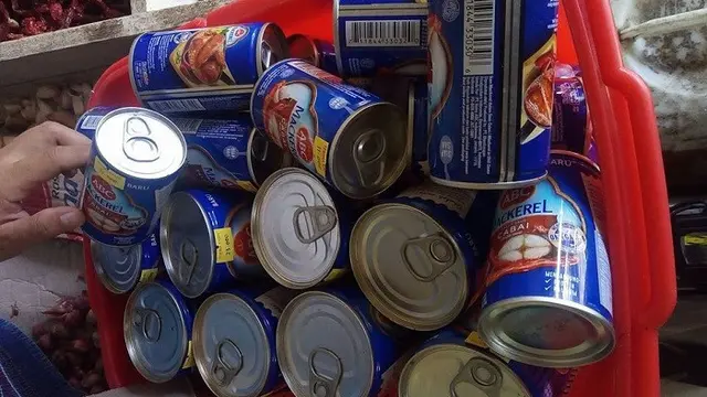 Ikan makarel kaleng di Jambi