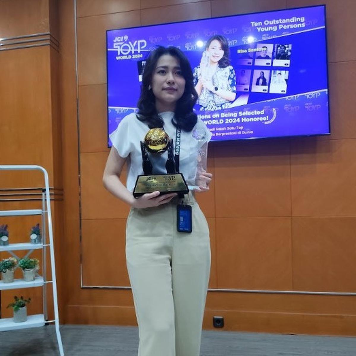 Risa Santoso, Rektor Institut Asia Masuk Daftar Ten Outstanding Young Persons  2024