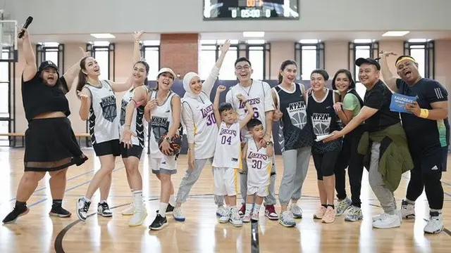 [Fimela] Nabila Syakieb