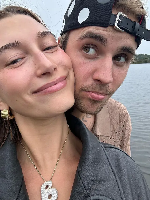 Potret Justin Bieber dan Hailey Rayakan 5 tahun Pernikahan