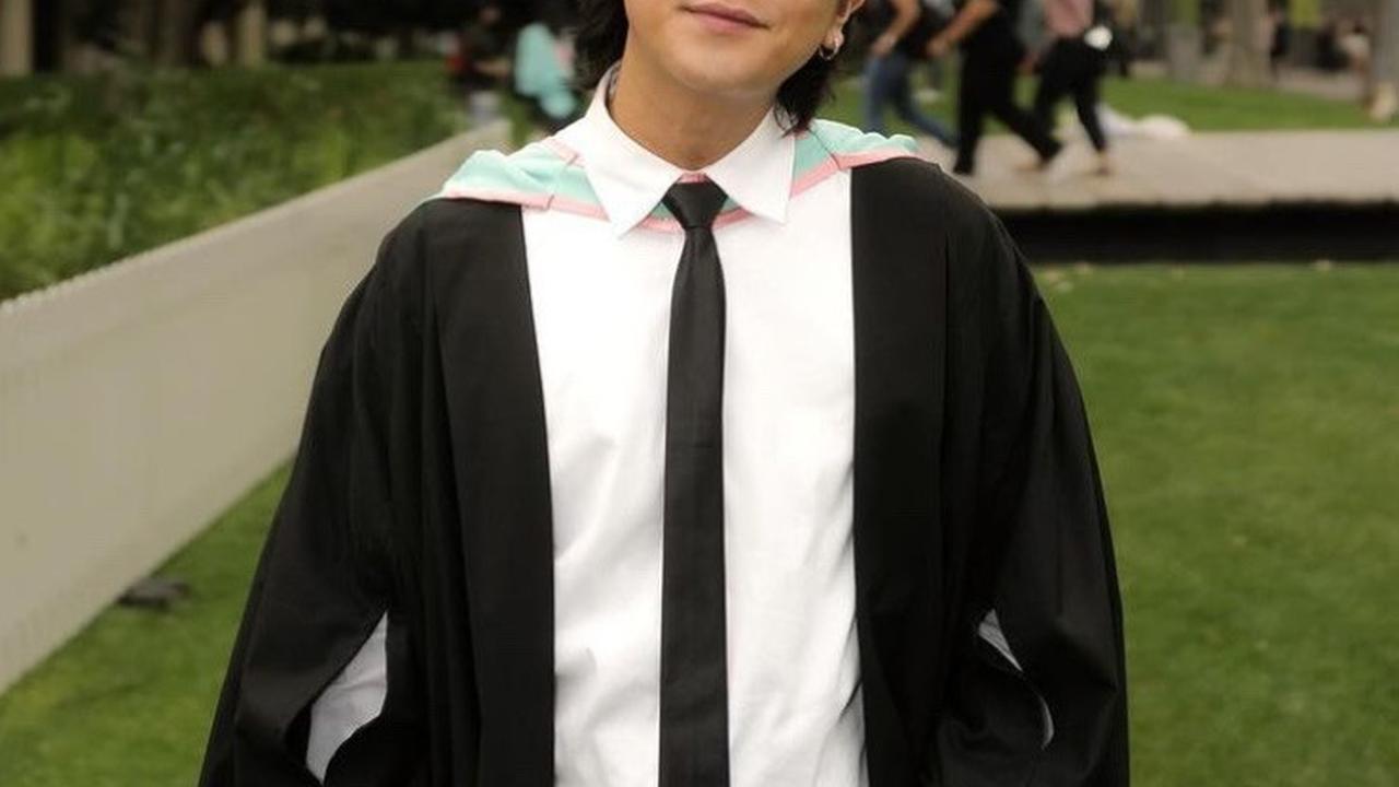 Rayakan Ulang Tahun ke-24, Simak Perjalanan Karier Iqbaal Ramadhan