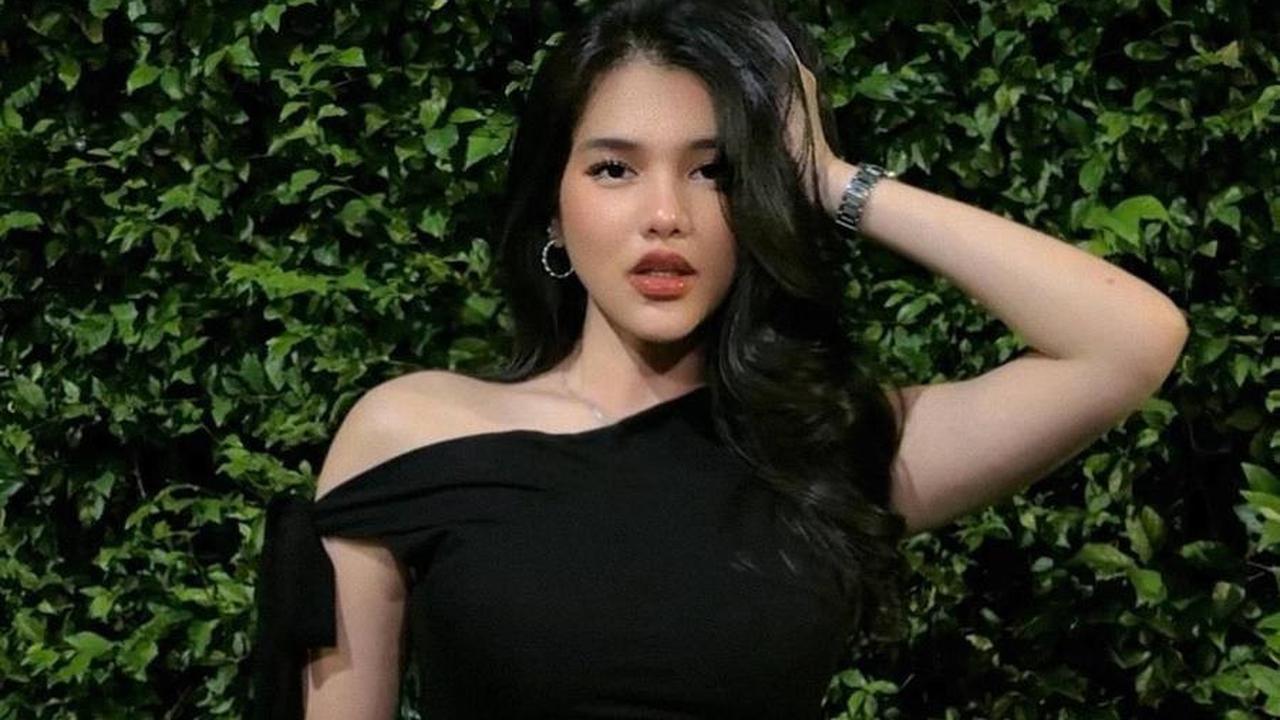 Bikin Takjub dan Berkali-Kali Dipuji Netizen, Ini 7 Potret Davina Karamoy dalam Penampilan Simple namun Tetap Berkelas - Photoshoot Terbaru Jadi Sorotan