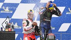 Pembalap tim Pramac Ducati, Jorge Martin menjadi juara dalam balapan MotoGP Styria 2021 di Sirkuit Red Bull Ring, Spielberg, Austria, Minggu (8/8/2021). Balapan sempat dihentikan pada lap ketiga saat terjadi tabrakan antara Lorenzo Savadori dan Dani Pedrosa. (Foto: AFP/Joe Klamar)