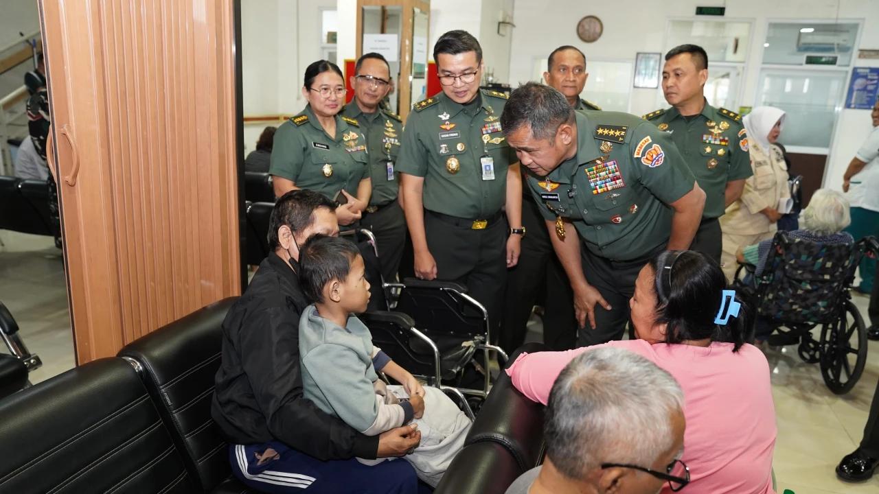 FOTO: Kasad Tinjau Modernisasi Fasilitas RSPAD Gatot Soebroto