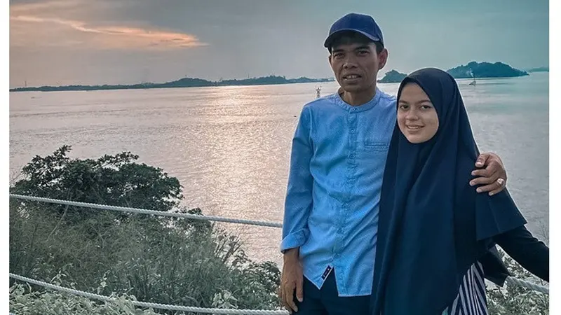 6 Potret Ustaz Abdul Somad dan Fatimah Az Zahra Usai Menikah