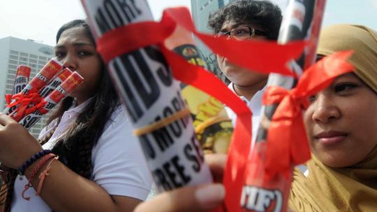 Mahasiswa peringati Hari HIV/Aids se-dunia di Bundaran HI