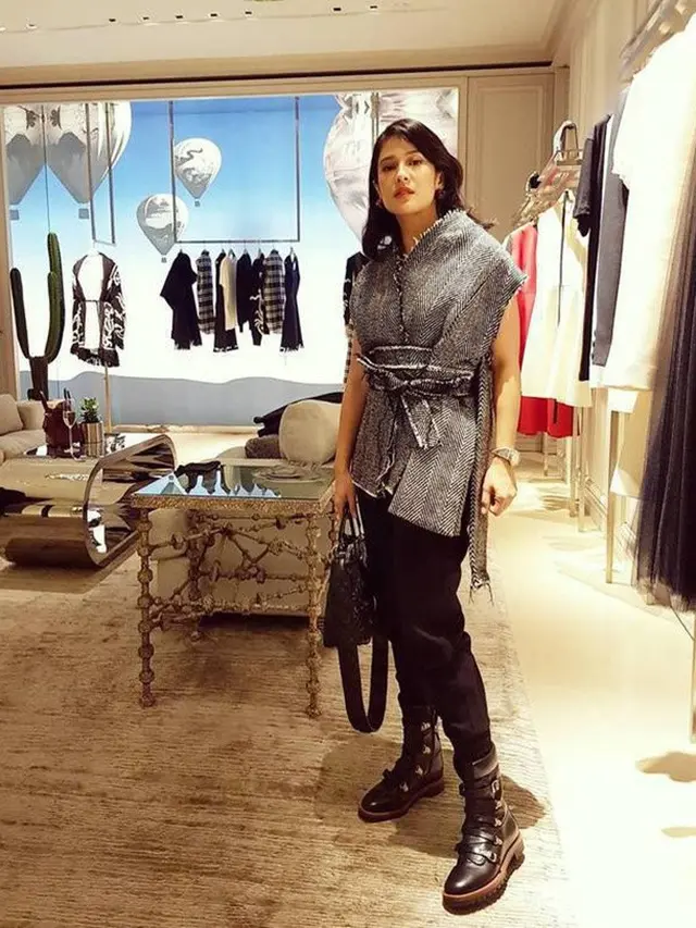 [Bintang] Dian Sastrowardoyo