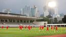 Pemain Timnas Indonesia melakoni latihan resmi menjelang laga FIFA Series 2026 melawan St Kitts and Nevis di Stadion Madya, Senayan, Jakarta, Kamis (26/03/2026). (Bola.com/M Iqbal Ichsan)