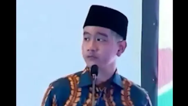 Pidato Gibran Rakabuming di Acara Fatayat NU Disorot, Dianggap Langgar Pedoman Ejaan yang Disempurnakan. foto: Twitter @BosPurwa