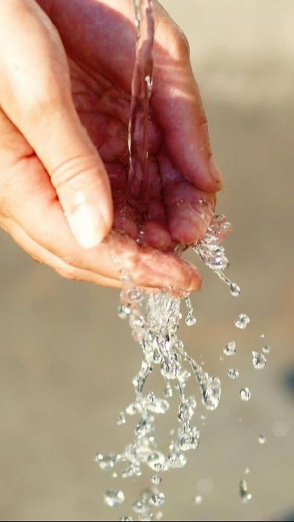 <b>Keutamaan Air Zamzam</b>