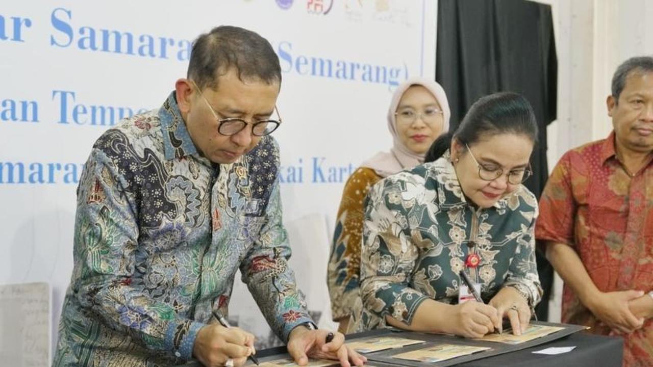 Kartu Pos Rekam Sejarah Kota: Menbud Fadli Zon Luncurkan Buku "Samarangh" di Semarang