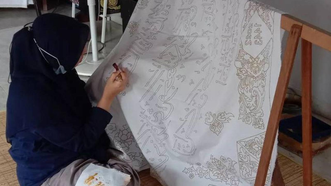 Metode Pewarnaan Batik Kembang Mayang