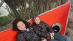 Inilah potret Tissa Biani dan Dul Jaelani yang terlihat kompak saat berada di gunung. Keduanya menikmati suasana malam di Papandayan dengan camping bareng. Tak sendiri, Tissa dan Dul Jaelani juga membawa pendamping selama mendaki gunung Papandayan. (Liputan6.com/IG/@tissabiani)