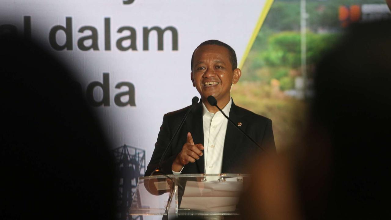 Bahlil dalam acara Energi Mineral Forum 2025