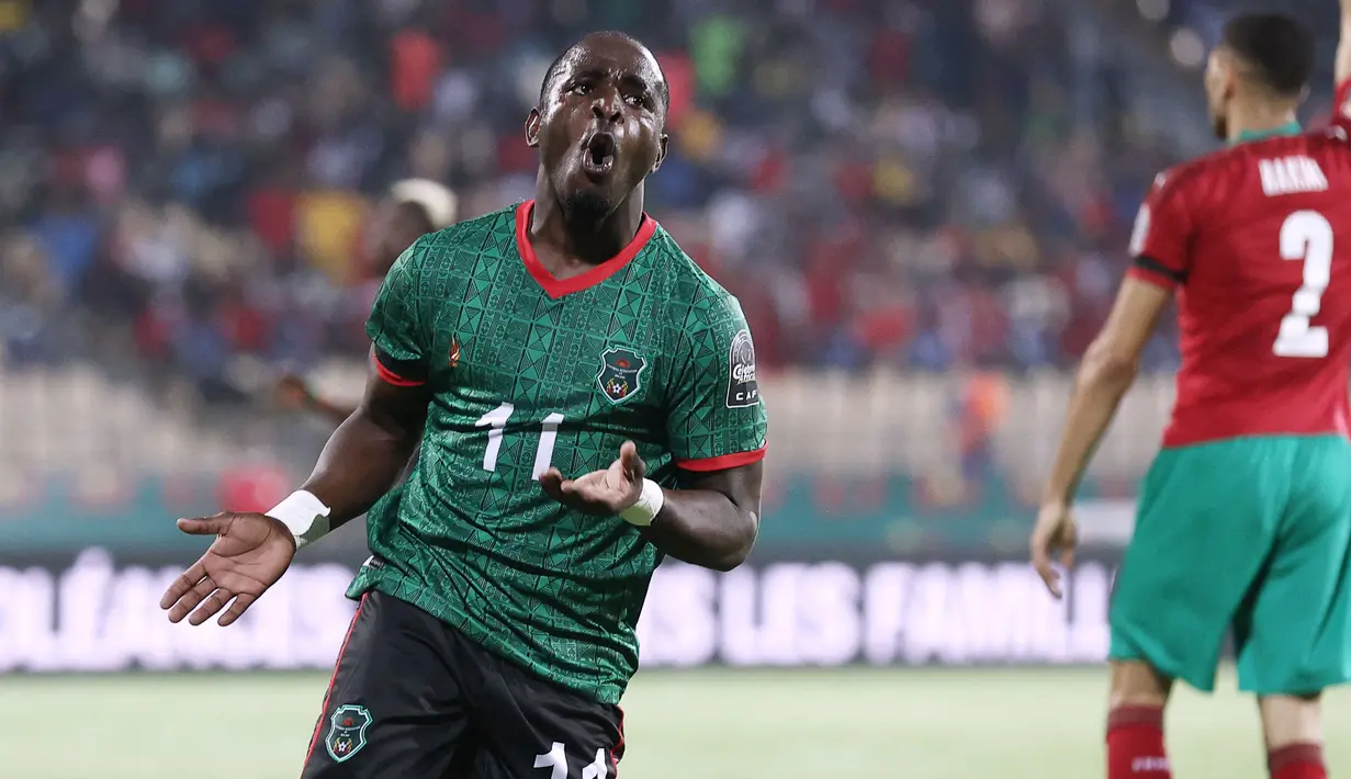 Maroko sejatinya tertinggal terlebih dahulu ketika Malawi mencetak gol pada menit ketujuh lewat tembakan spektakuler yang dilepas Gabadinho Mhango dari jarak jauh. (AFP/Kenzo Tribouillard)