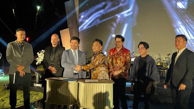 Petinju kelas dunia asal Filipina, Manny Pacquiao yang memiliki julukan Pacman, membuka Pacman Sport Bar dan Lounge di Bali