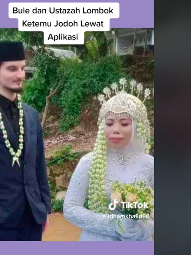 Viral Ustazah Lombok Dinikahi Bule Asal Belgia