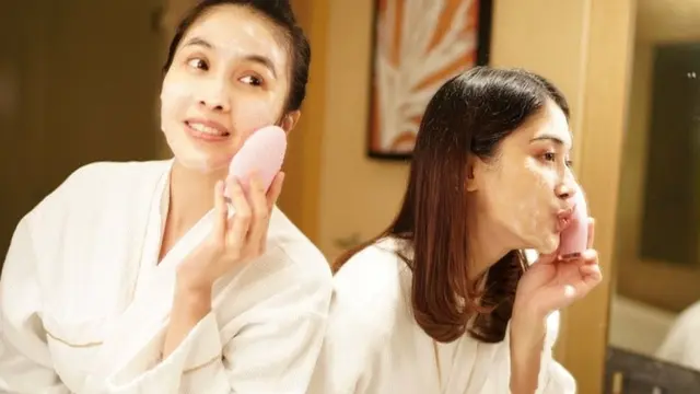 7 Potret Kompak Sandra Dewi dan Adik (sumber: instagram/@kartikadewi20)