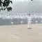 Upacara bendera pada Senin (14/10/2019) pagi, di SMAN 12 Palembang diselimuti kabut asap pekat (Liputan6.com / Nefri Inge)