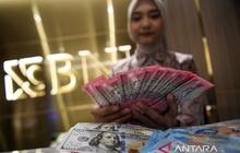 Rupiah Melemah Tipis di Awal Perdagangan Jumat, Sentuh Rp16.826 per Dolar AS