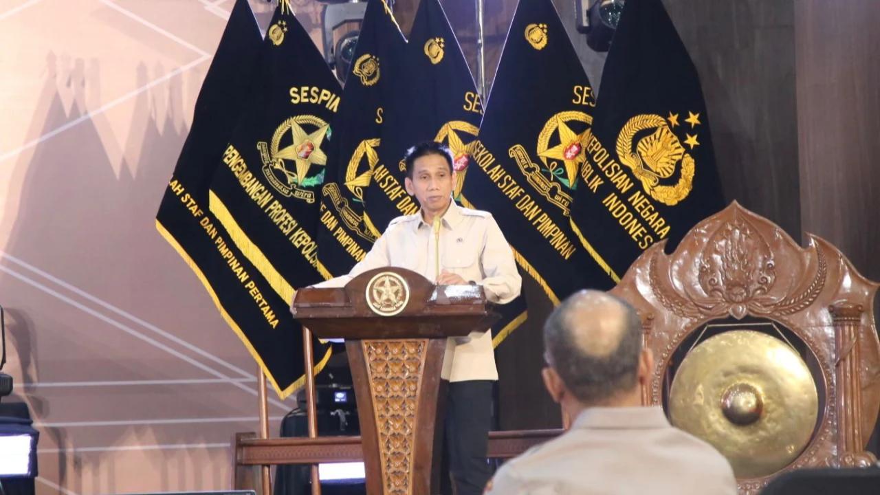 Wamendagri Wiyagus: Integrasi Data Kependudukan Perkuat Stabilitas Keamanan di Tengah Volatilitas Global