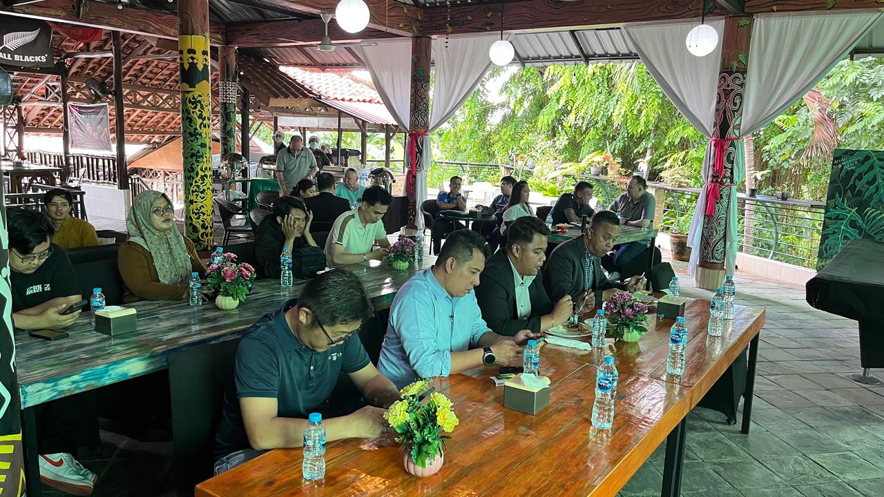 IEG Sosialisasi Nobar Resmi di Batam, Pelaku Usaha Respons Positif