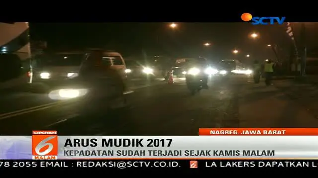Ribuan kendaraan yang melintas kawasan Nagreg, Kabupaten Bandung Jawa Barat pada malam ini tak bergerak sama sekali.