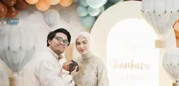 Ochi Rosdiana Saat Aqiqah Putra Pertamanya. [@ochi24]