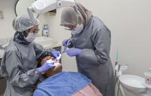 FOTO: Indonesia Kekurangan Lebih dari 10.000 Dokter Gigi