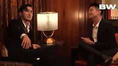 Boy William dan Choi Siwon akhirnya bertemu untuk pertama kalinya. (Foto: YouTube/ BW.)