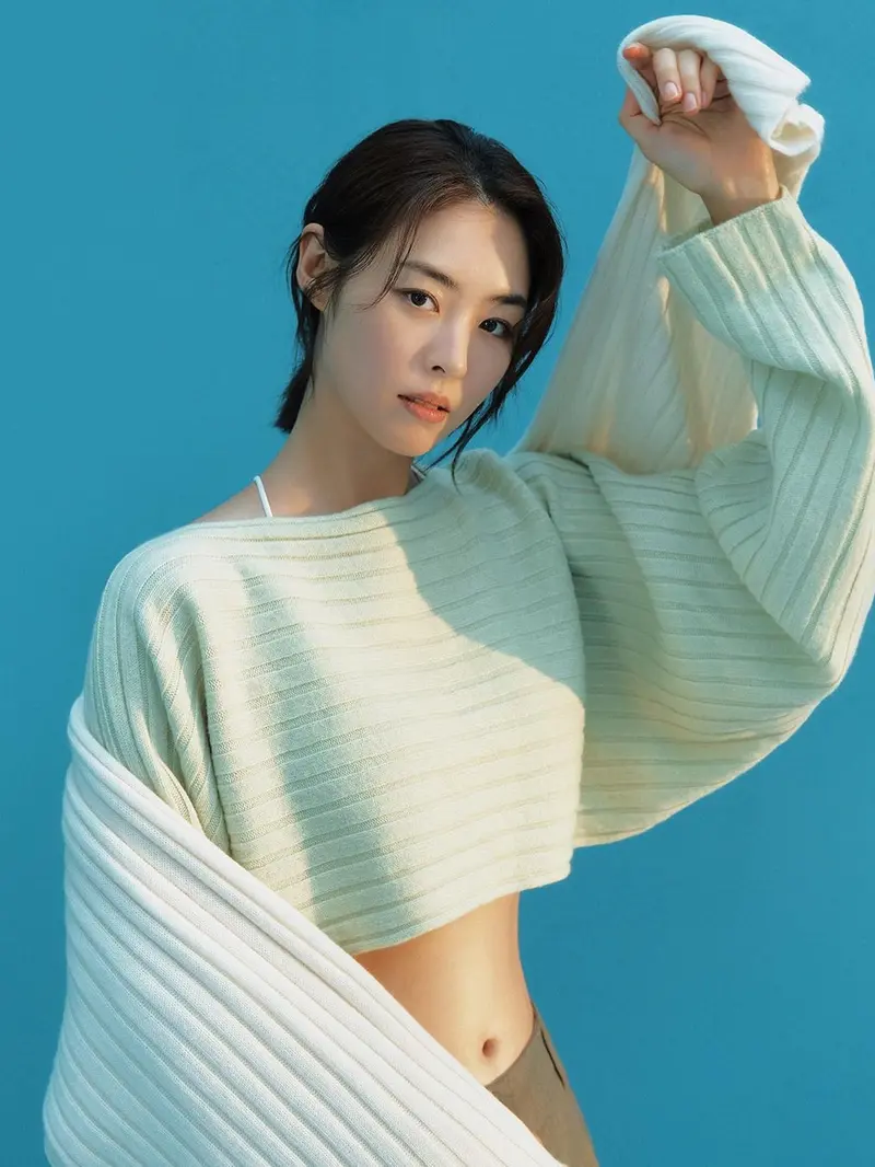 Lee Yeon Hee untuk LE CASHMERE. (Instagram/ yeonhee.luv)