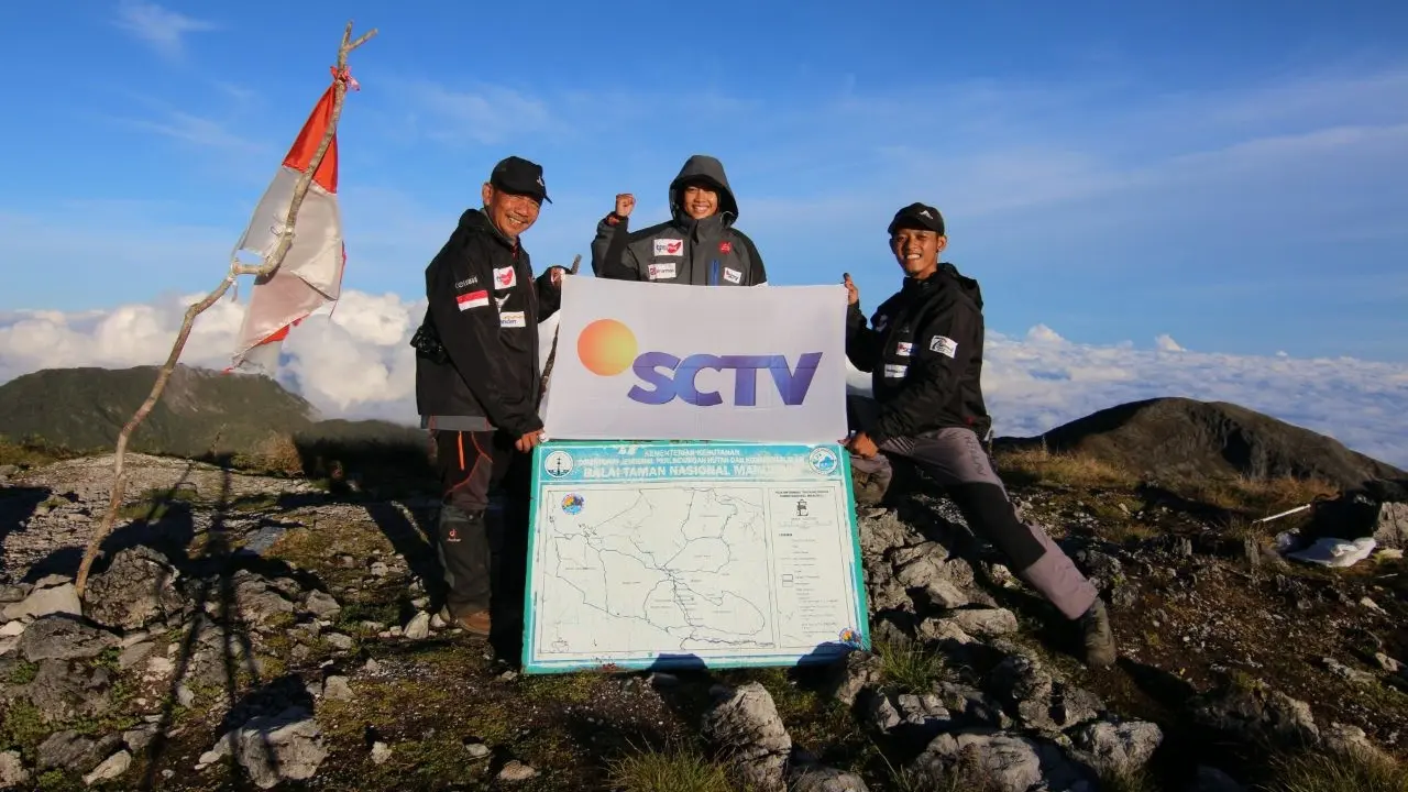 Tim 7 summits Indonesia in 100 days