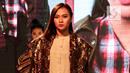 Kontestan membawakan busana pada ajang Plangi Model Hunt 2019 di Plaza Semanggi, Jakarta, Minggu (25/11). Grand final yang memperebutkan total hadiah 110 juta ini diikuti kategori remaja, dewasa dan anak-anak. (Merdeka.com/Arie Basuki)