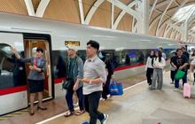 Kereta Cepat Whoosh Angkut 21.000 Penumpang dalam Sehari