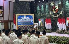 Pramono Kukuhkan 117 Petugas Haji DKI Jakarta, Minta Beri Pelayanan Terbaik Kepada Jemaah