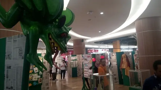 Mencari Tempat Memajang Ribuan Mainan Museum Kolong Tangga