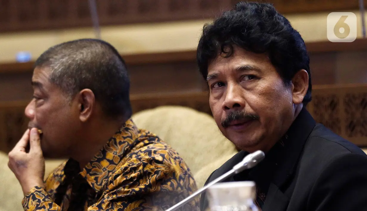 Kepala Badan Pembinaan Ideologi Pancasila (BPIP) Yudian Wahyudi mengikuti Rapat dengar Pendapat dengan Komisi II DPR di Kompleks Parlemen, Senayan, Jakarta, Selasa (18/2/2020). Agenda rapat salah satunya membahas rencana pemulangan anak-anak ISIS eks WNI. (Liputan6.com/Johan Tallo)