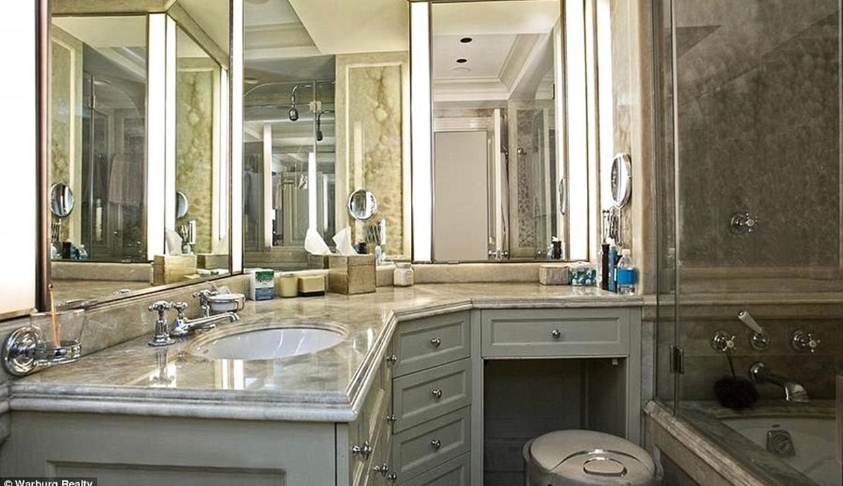 Apartemen ini berlokasi di Trump Tower dan dilaporkan terinspirasi dari novel '50 Shades of Grey'. (@warburg realty) 